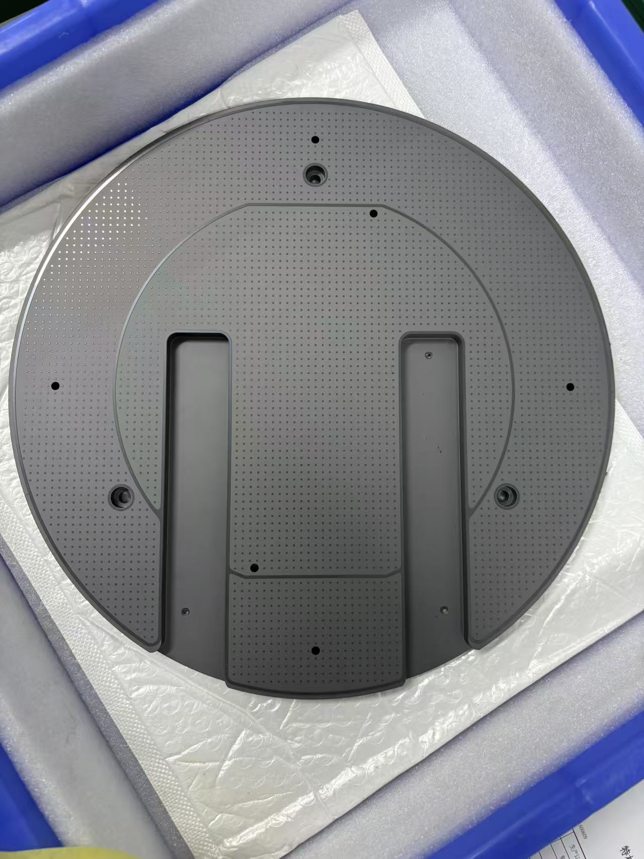 SiC Pin Chuck 11.jpg